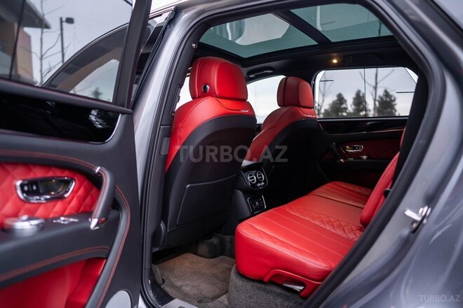 Bentley Bentayga 2016, 30,000 km - 6.0 l - Bakı