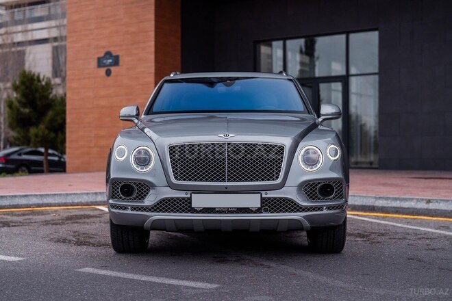 Bentley Bentayga 2016, 30,000 km - 6.0 l - Bakı