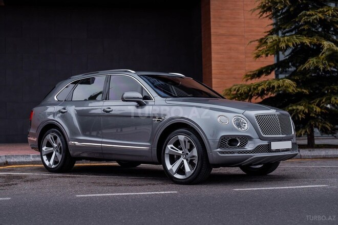 Bentley Bentayga 2016, 30,000 km - 6.0 l - Bakı