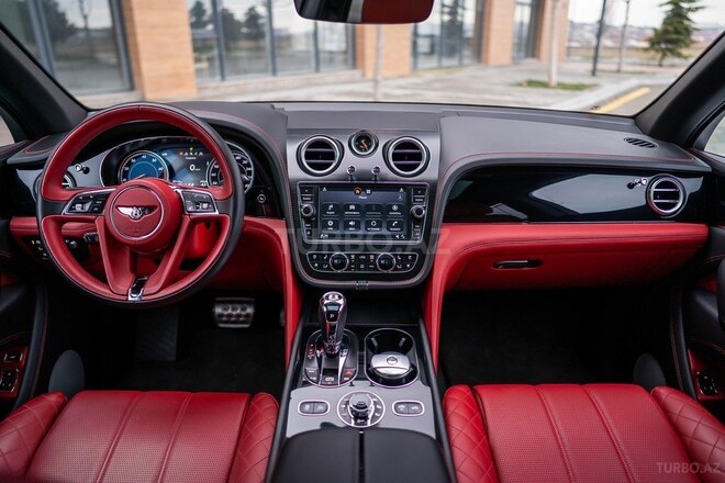Bentley Bentayga 2016, 30,000 km - 6.0 l - Bakı