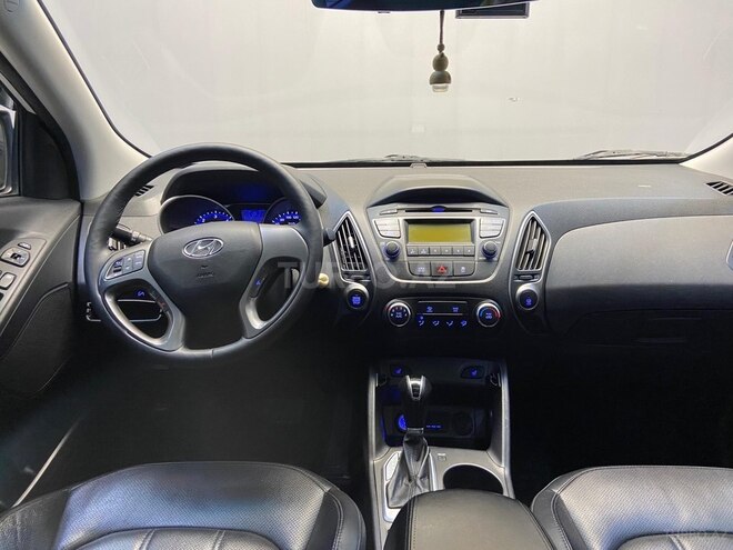 Hyundai ix35 2015, 141,000 km - 2.0 л - Bakı
