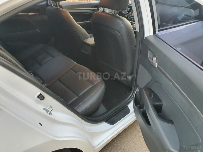 Hyundai Avante 2019, 92,500 km - 1.6 l - Gəncə