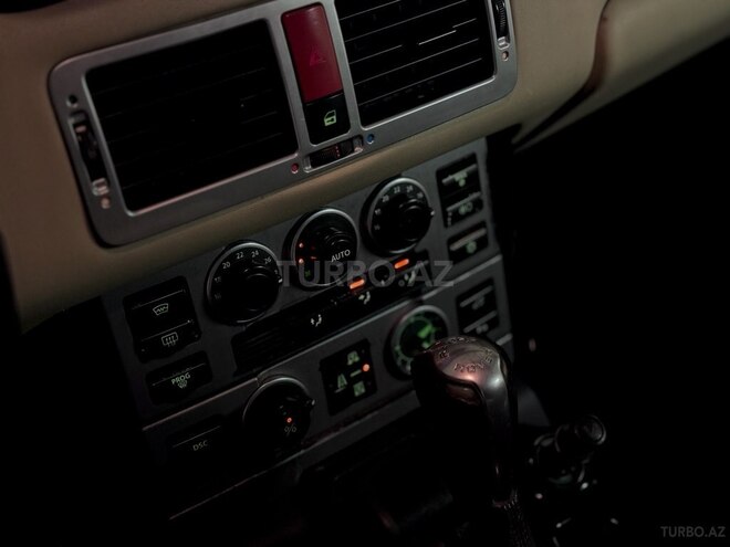 Land Rover Range Rover 2004, 245,000 km - 4.4 л - Gəncə