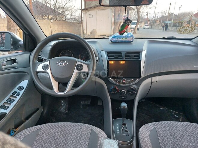 Hyundai Accent 2015, 154,000 km - 1.6 l - Ağcabədi
