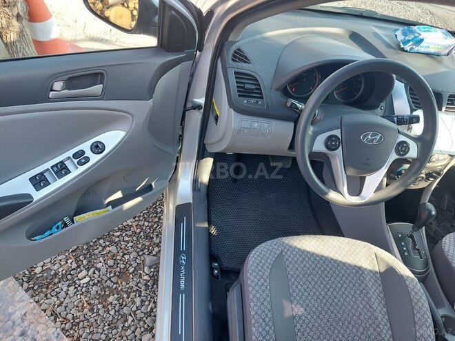 Hyundai Accent 2015, 154,000 km - 1.6 l - Ağcabədi