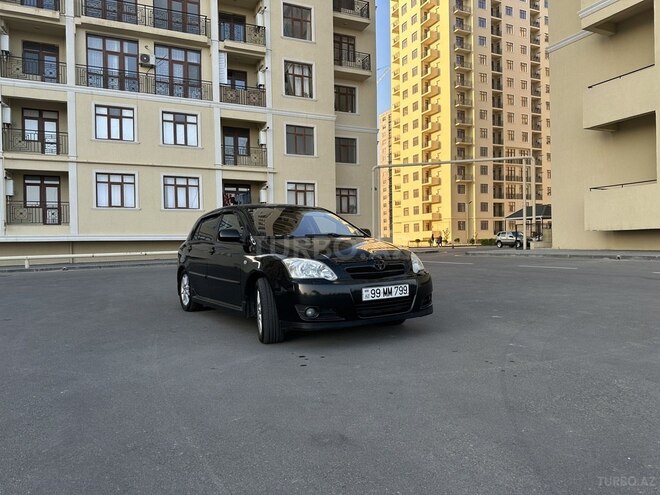 Toyota Corolla 2005, 241,000 km - 1.4 l - Bakı