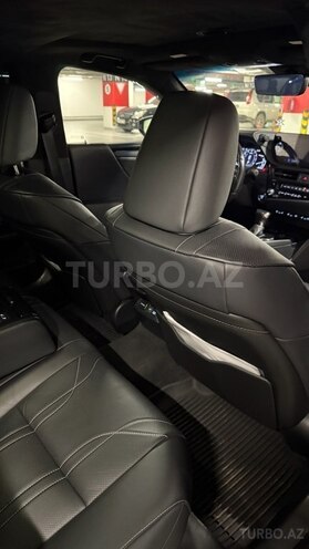 Lexus ES 300h 2023, 61,000 km - 2.5 l - Bakı