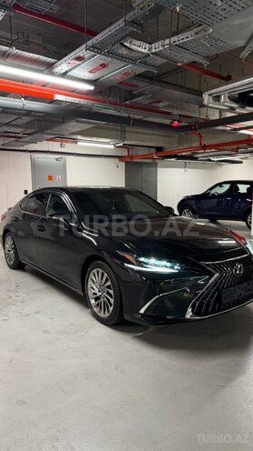 Lexus ES 300h 2023, 61,000 km - 2.5 l - Bakı