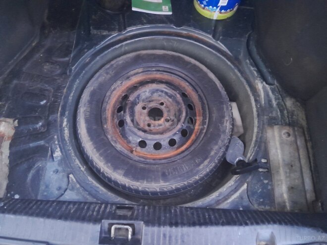 Opel Vectra 1997, 275,432 km - 1.6 л - Qazax