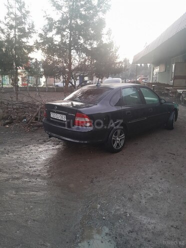 Opel Vectra 1997, 275,432 km - 1.6 л - Qazax