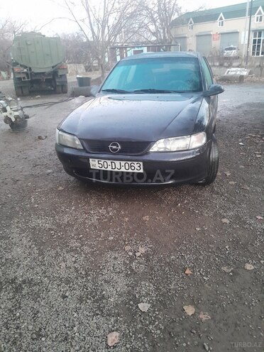 Opel Vectra 1997, 275,432 km - 1.6 л - Qazax