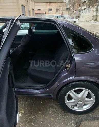 Opel Vectra 1996, 220,000 km - 1.8 л - Bakı