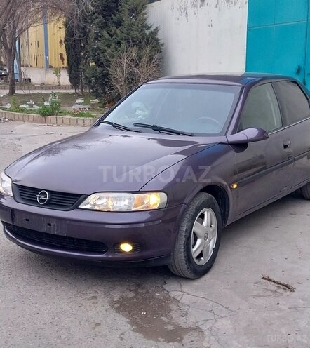 Opel Vectra 1996, 220,000 km - 1.8 л - Bakı