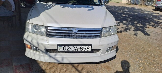 Mitsubishi Chariot 2000, 166,084 km - 2.4 л - Bakı