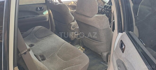 Mitsubishi Chariot 2000, 166,084 km - 2.4 л - Bakı