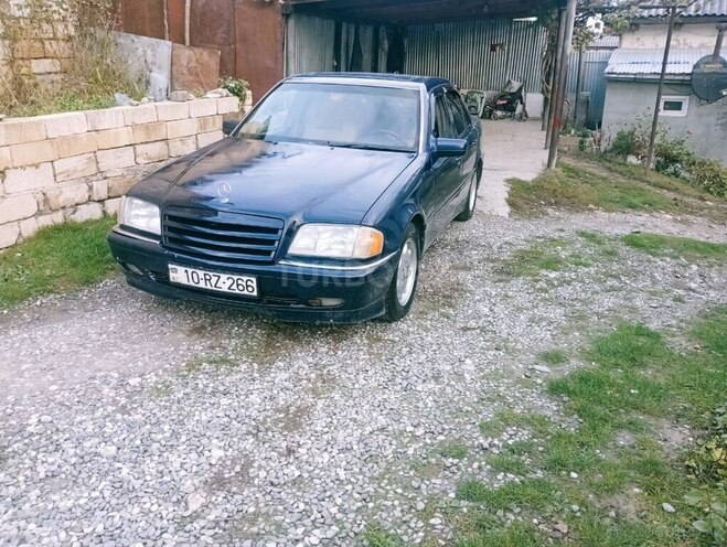 Mercedes C 200 1995, 350,009 km - 2.0 l - Quba