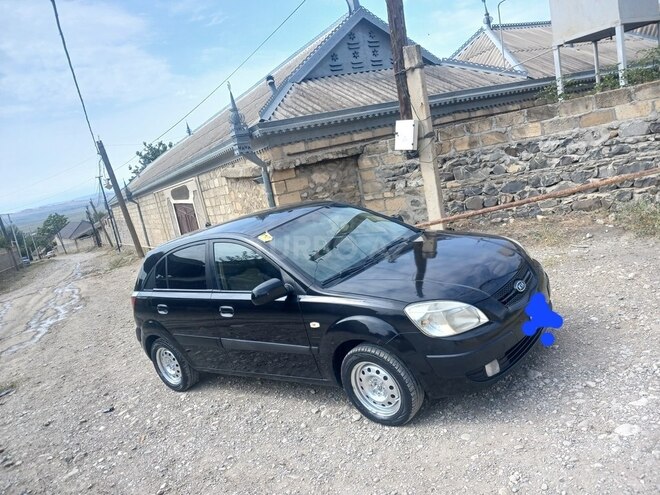 Kia Rio 2006, 250,000 km - 1.5 л - Şəki