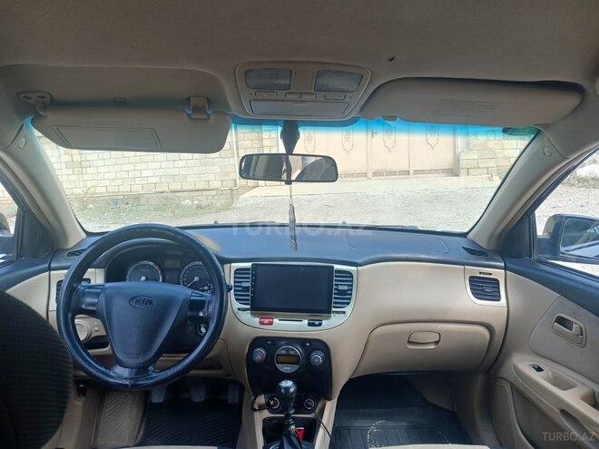 Kia Rio 2006, 250,000 km - 1.5 л - Şəki