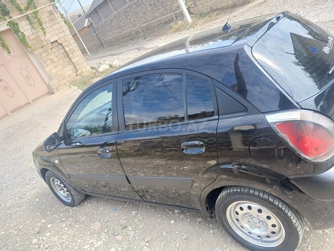 Kia Rio 2006, 250,000 km - 1.5 л - Şəki
