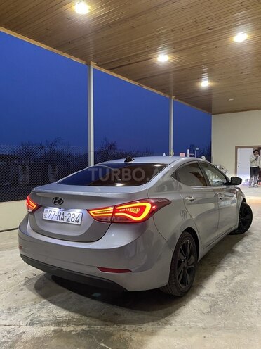 Hyundai Elantra 2015, 135,185 km - 1.8 л - Gəncə