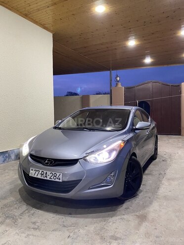 Hyundai Elantra 2015, 135,185 km - 1.8 л - Gəncə