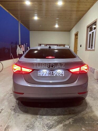 Hyundai Elantra 2015, 135,185 km - 1.8 л - Gəncə