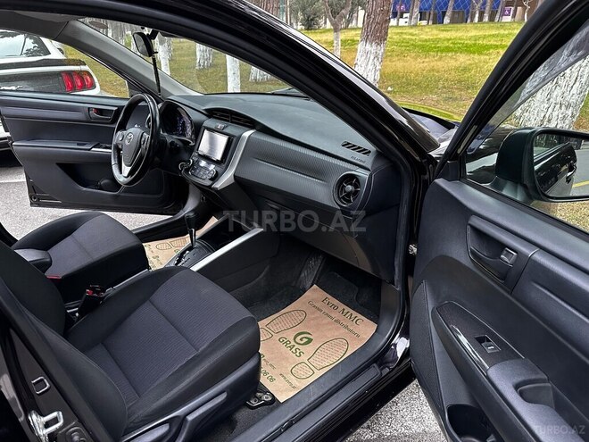 Toyota Corolla Fielder 2019, 110,000 km - 1.5 l - Bakı