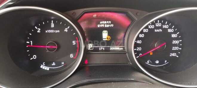 Kia Carnival 2015, 222,000 km - 2.2 l - Bakı