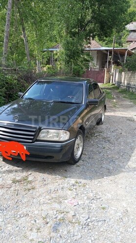Mercedes C 220 1995, 406,350 km - 2.2 л - Şəki