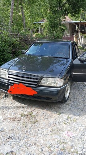 Mercedes C 220 1995, 406,350 km - 2.2 л - Şəki