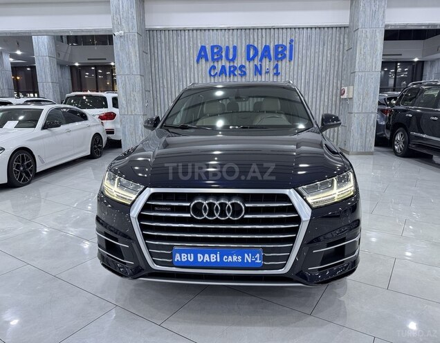 Audi Q7-2