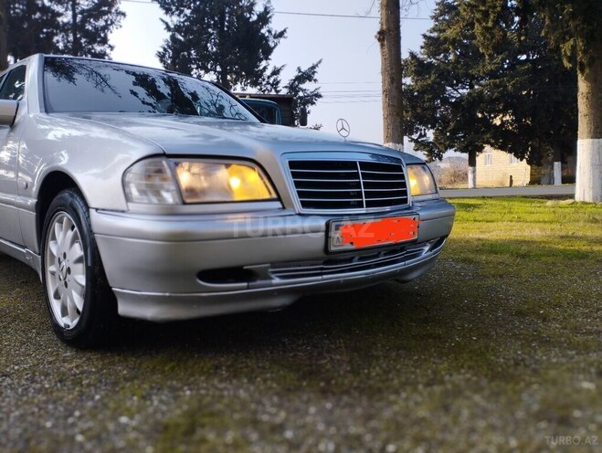 Mercedes C 220 d 2000, 250,000 km - 2.2 l - Lənkəran