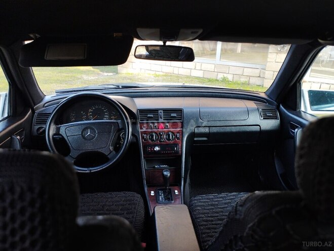 Mercedes C 220 d 2000, 250,000 km - 2.2 l - Lənkəran