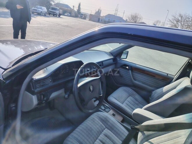 Mercedes E 200 1991, 265,166 km - 2.0 l - Sumqayıt