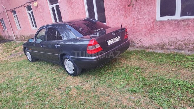 Mercedes C 220 1994, 326,000 km - 2.2 l - Şəki