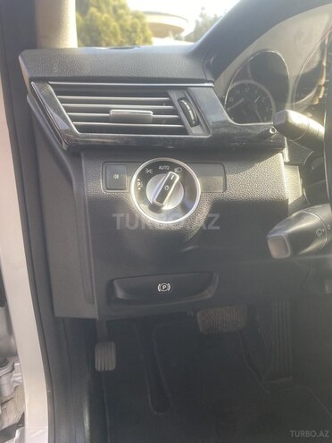 Mercedes E 220 d 2012, 280,345 km - 2.2 l - Bakı