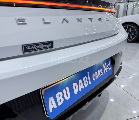 Hyundai Elantra N Line-16