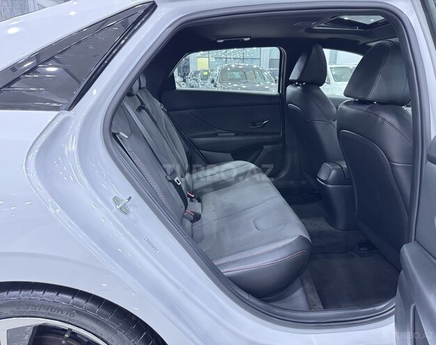 Hyundai Elantra N Line-14
