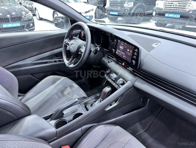 Hyundai Elantra N Line-10