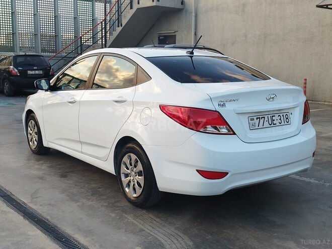 Hyundai Accent 2015, 185,075 km - 1.6 l - Bakı
