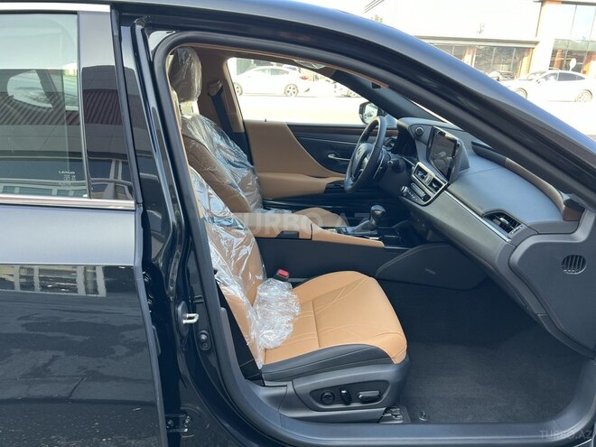 Lexus ES 300h 2024, 0 km - 2.5 l - Bakı