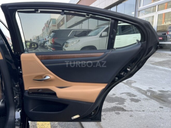Lexus ES 300h 2024, 0 km - 2.5 l - Bakı