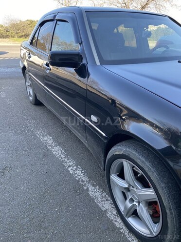 Mercedes C 230 1999, 232,000 km - 2.3 l - Bakı