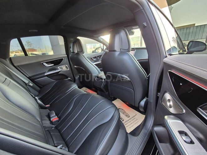 Mercedes EQE 350 4MATIC-13
