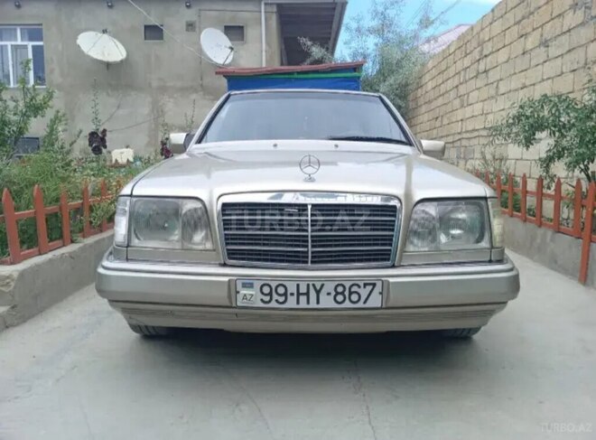 Mercedes E 220 1995, 531,000 km - 2.2 l - Sumqayıt