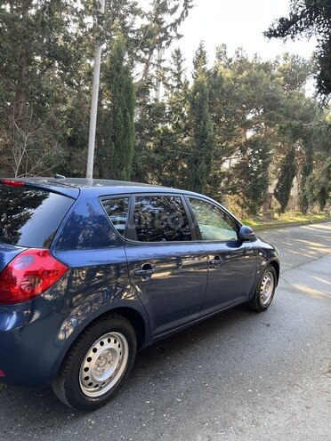 Kia Ceed 2008, 267,000 km - 1.4 l - Bakı