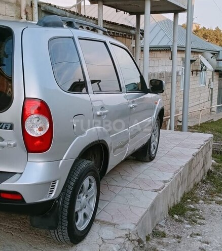 Chevrolet Niva 2006, 300,000 km - 1.7 л - Şamaxı