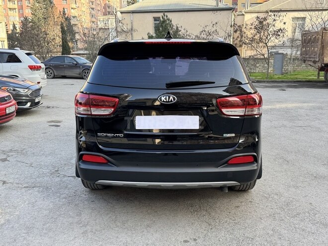 Kia Sorento-4