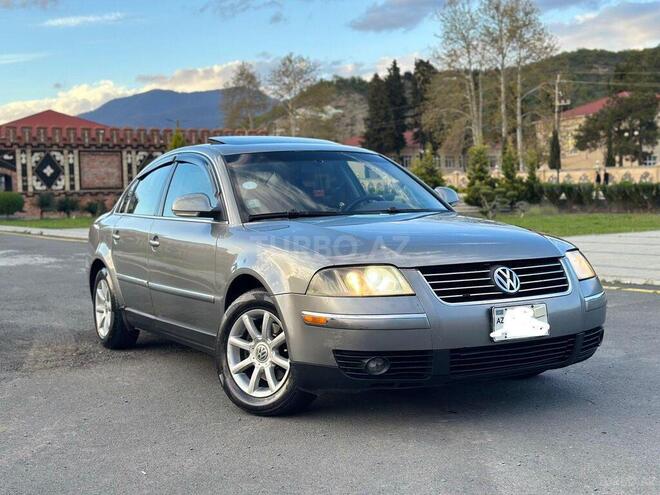 Volkswagen Passat 2004, 330,000 km - 1.8 l - Balakən