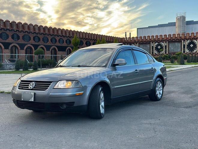 Volkswagen Passat 2004, 330,000 km - 1.8 l - Balakən